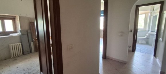 7 rooms House in Maiolati Spontini, Italy No. 289938 28