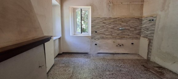 7 rooms House in Maiolati Spontini, Italy No. 289938 6