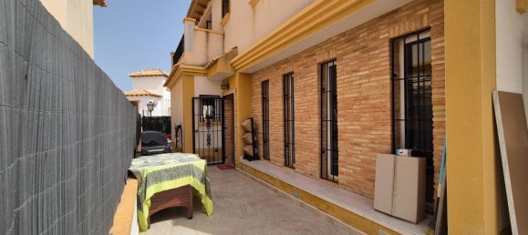 3 bedrooms Villa in Alicante, Spain No. 288697 4