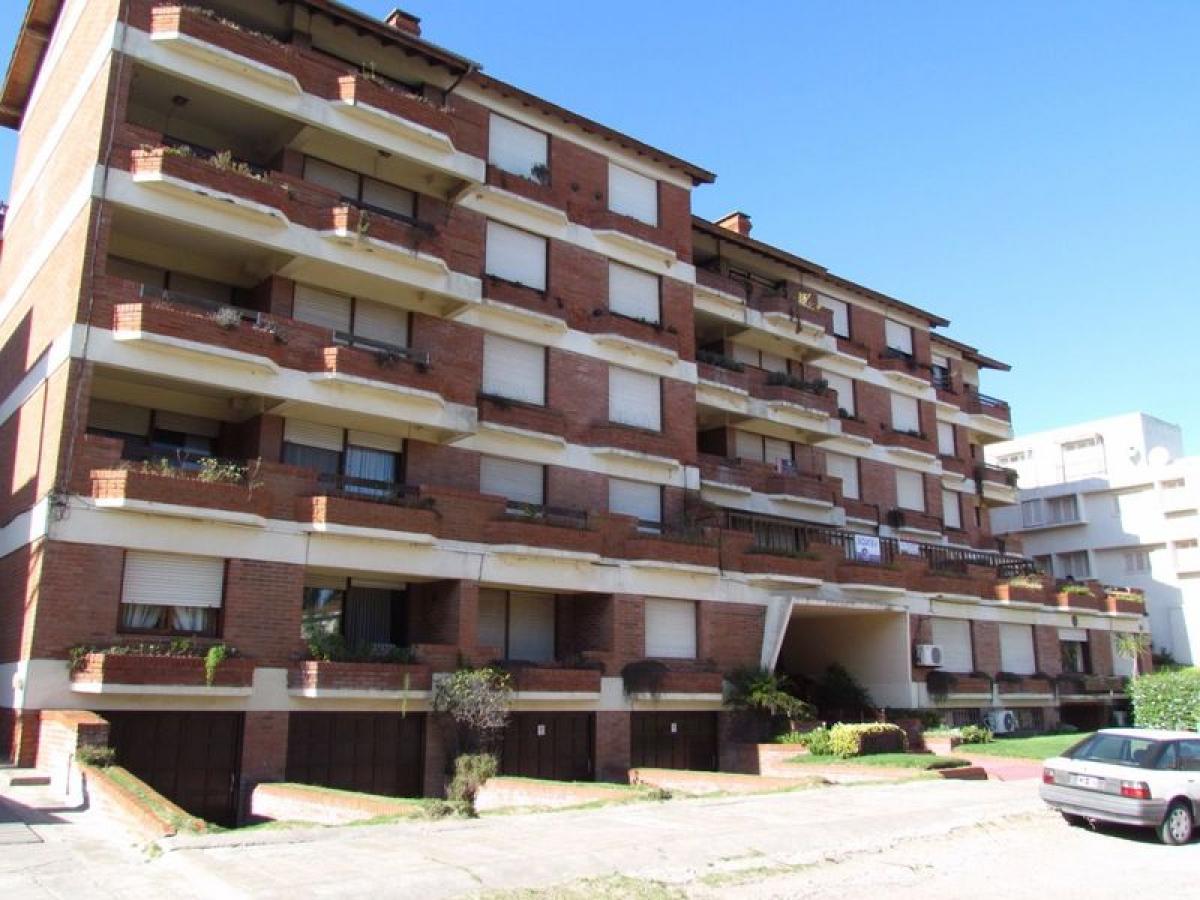 2 bedrooms Apartment in Mar del Plata, Argentina No. 89752