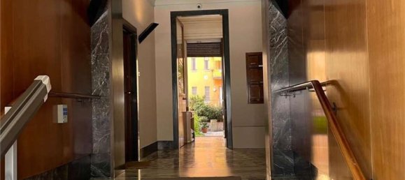 4 bedrooms Apartment in Milan, Italy No. 362668 7