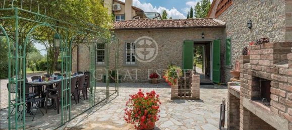 9 bedrooms House in Cortona, Italy No. 179437 17