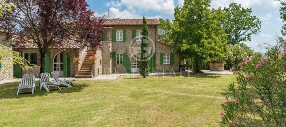 9 bedrooms House in Cortona, Italy No. 179437 4