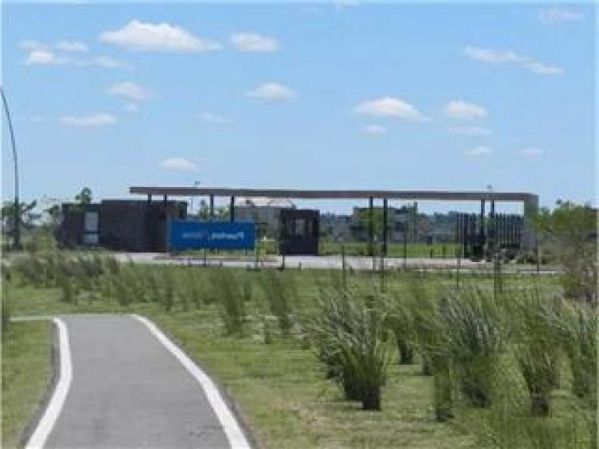  قطعة أرض في Tigre, Argentina رقم 116095