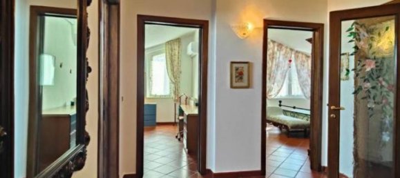 21-Zimmer Villa in Licciana Nardi, Italy, Nr. 36016 28