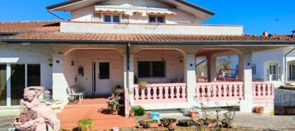 21-Zimmer Villa in Licciana Nardi, Italy, Nr. 36016 58