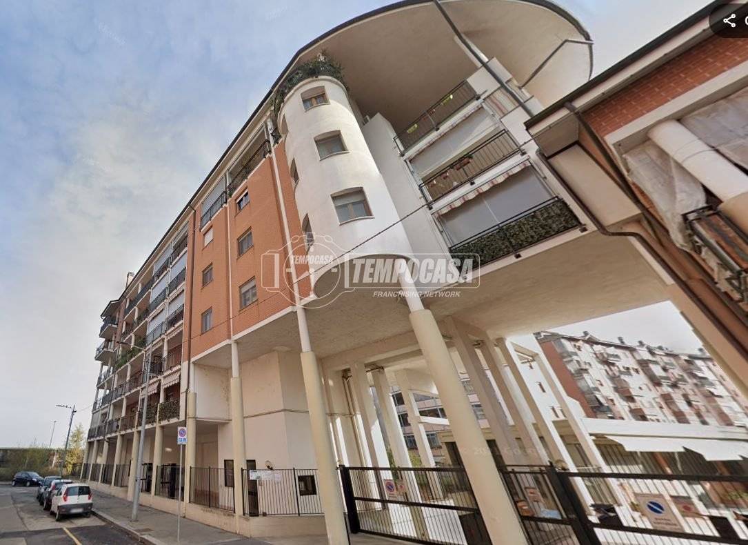 2 bedrooms Apartment in Turin, Italy No. 58926