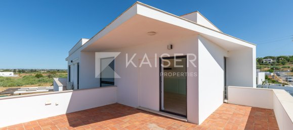 3 bedrooms Villa in Guia, Portugal No. 204640 21