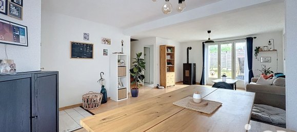 3 bedrooms House in Villabe, France No. 319409 4