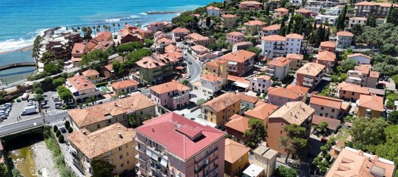 14غرفة شقة في San Lorenzo al Mare, Italy رقم 148164 17