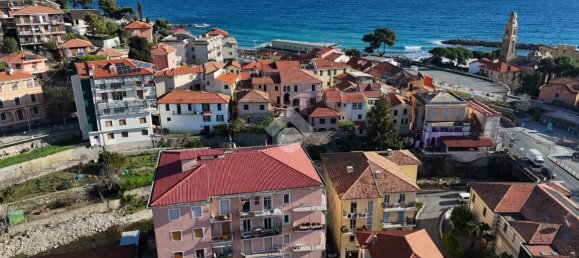 14غرفة شقة في San Lorenzo al Mare, Italy رقم 148164 3