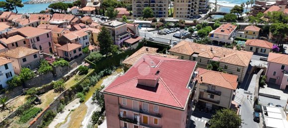 14غرفة شقة في San Lorenzo al Mare, Italy رقم 148164 20