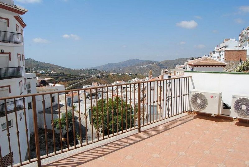 3 bedrooms Apartment in Competa, Spain No. 225023