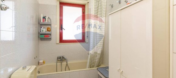 2 bedrooms Apartment in Catania, Italy No. 69763 6