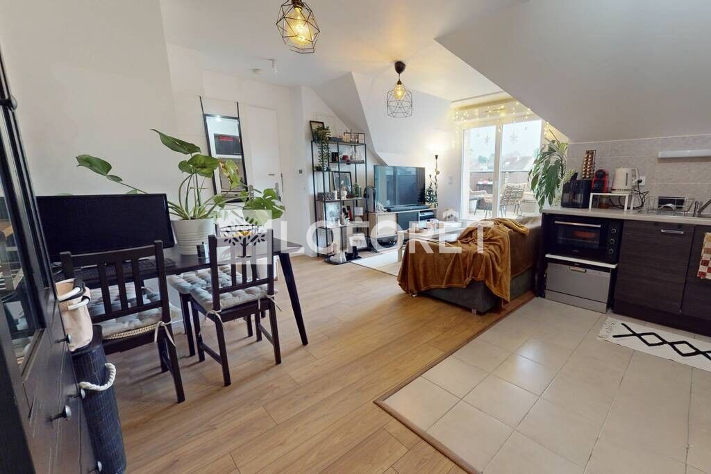 Apartamento de 1 dormitorio en Mennecy, France No. 115286