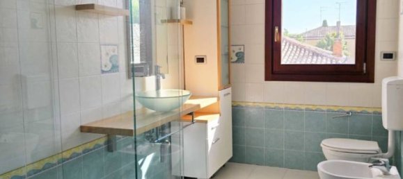 3 Schlafzimmer Doppelhaus in Gorizia, Italy, Nr. 270800 22