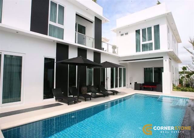 5 bedrooms Cafe / restaurant in Pattaya, Thailand No. 1942