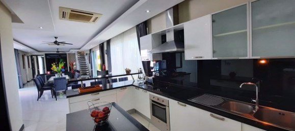 5 bedrooms Cafe / restaurant in Pattaya, Thailand No. 1942 25