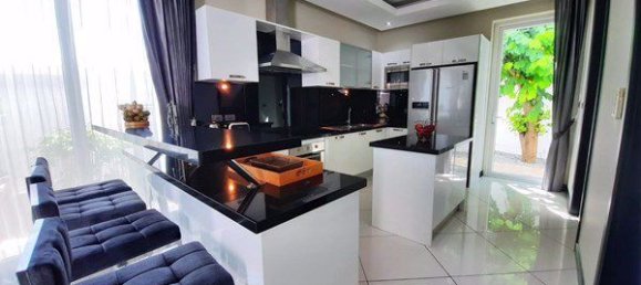 5 bedrooms Cafe / restaurant in Pattaya, Thailand No. 1942 28