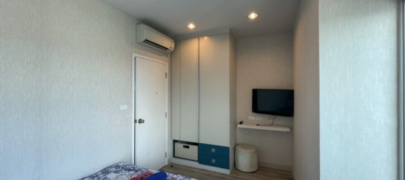 2 bedrooms Condo in Pattaya, Thailand No. 1055 2