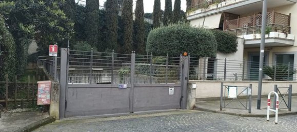 38m² Garage in Rome, Italy No. 256247 5