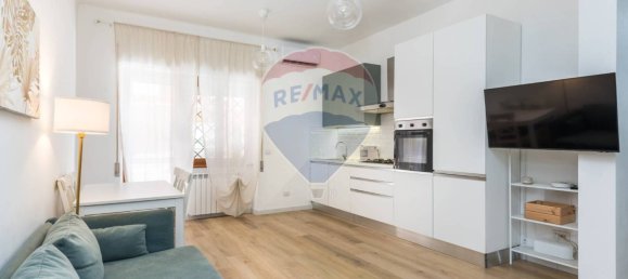 2 bedrooms Apartment in Rome, Italy No. 261921 2