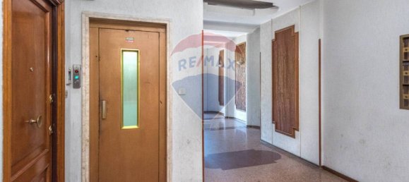 2 bedrooms Apartment in Rome, Italy No. 261921 26