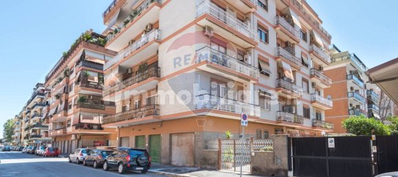 2 bedrooms Apartment in Rome, Italy No. 261921 29