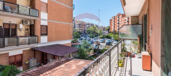 2 bedrooms Apartment in Rome, Italy No. 261921 19