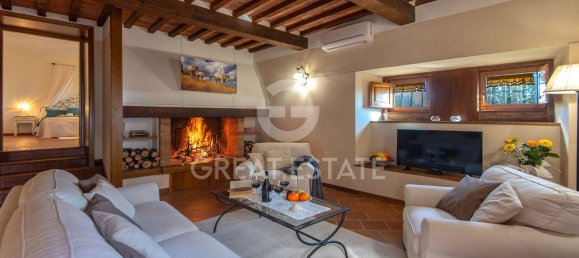 4 bedrooms House in Civitella in Val di Chiana, Italy No. 291152 8