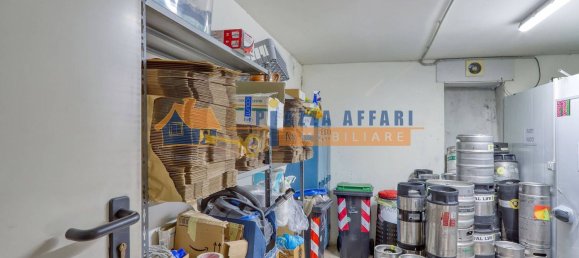 Коммерческая недвижимость 123м² в Ераго кон Ораго, Италия № 329668 17