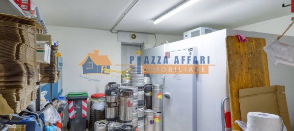 Коммерческая недвижимость 123м² в Ераго кон Ораго, Италия № 329668 16