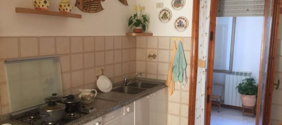 6 rooms Apartment in Roccastrada, Italy No. 158787 2