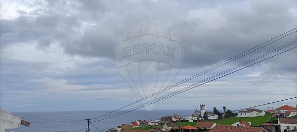 2 Schlafzimmer Haus in Nordeste, Portugal, Nr. 46780 5