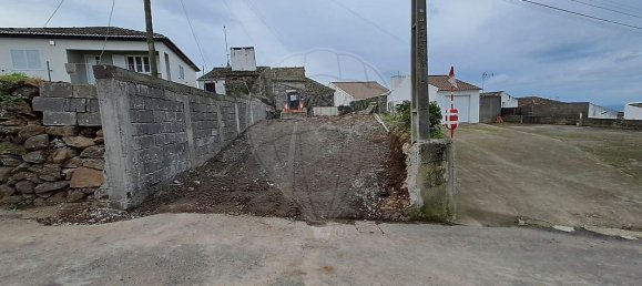 2 Schlafzimmer Haus in Nordeste, Portugal, Nr. 46780 2