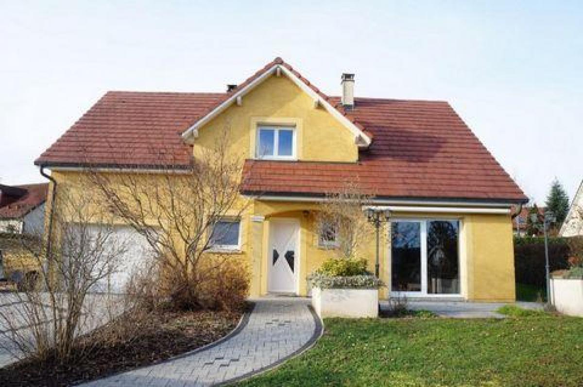 5 bedrooms House in Geneuille, France No. 31839