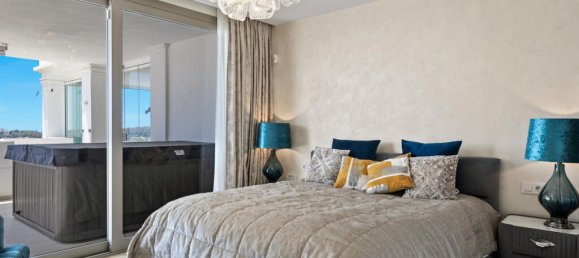 7 bedrooms Apartment in Marbella, Spain No. 36204 2