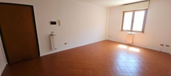 4-Zimmer Wohnung in Rome, Italy, Nr. 280441 3