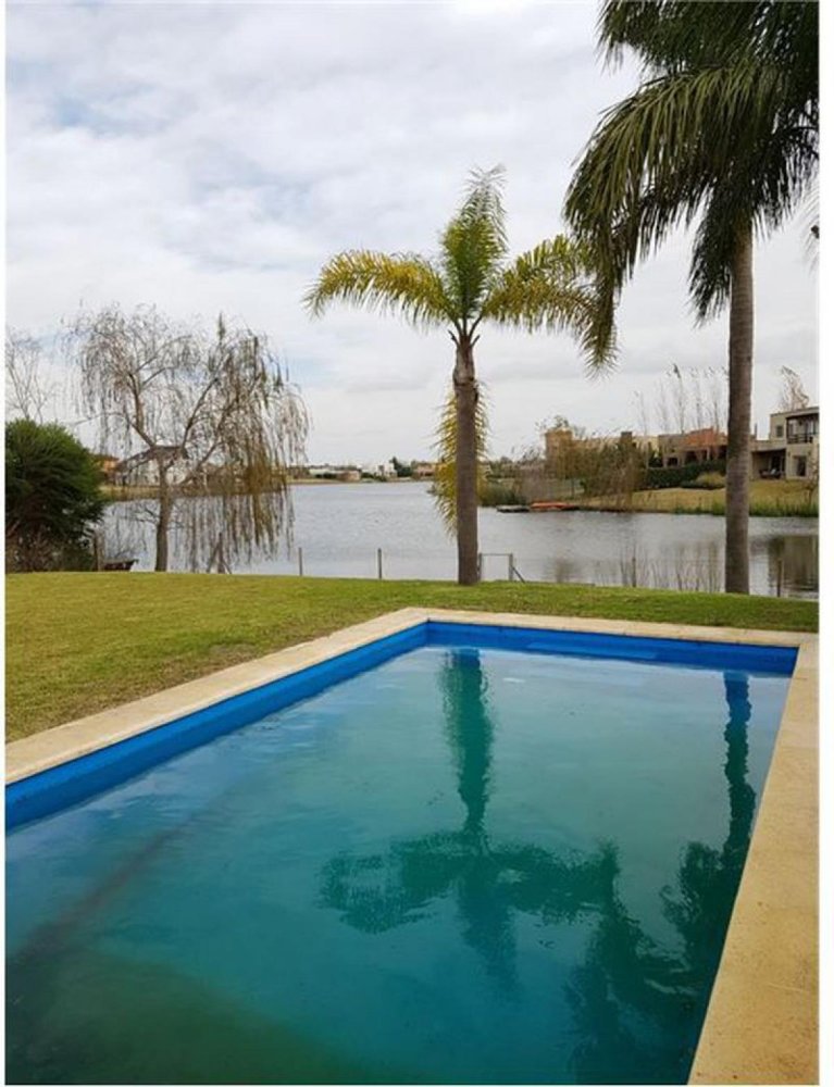 4 chambres Maison à Tigre, Argentina No. 103470