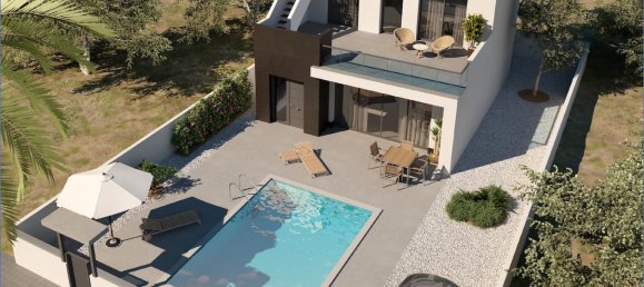 Villa T3 em Pilar de la Horadada, Spain N.º 511 2