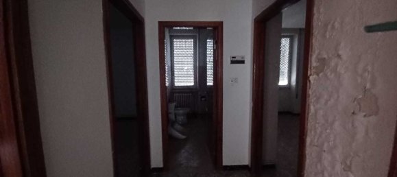 5-salle Appartement à Mercatino Conca, Italy No. 229490 10