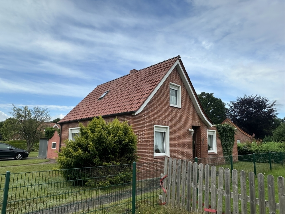 3 bedrooms House in Leer, Germany No. 263165