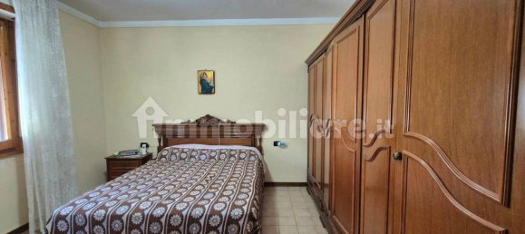 3 Schlafzimmer Wohnung in Pistoia, Italy, Nr. 261025 8