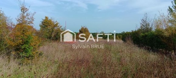 Grundstück in Mirabel, France 50000m², Nr. 305413 2