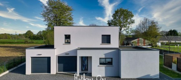 3 bedrooms House in Vire, France No. 354614 2