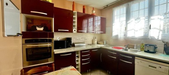 3 غرف نوم منزل في Niort, France رقم 343019 2