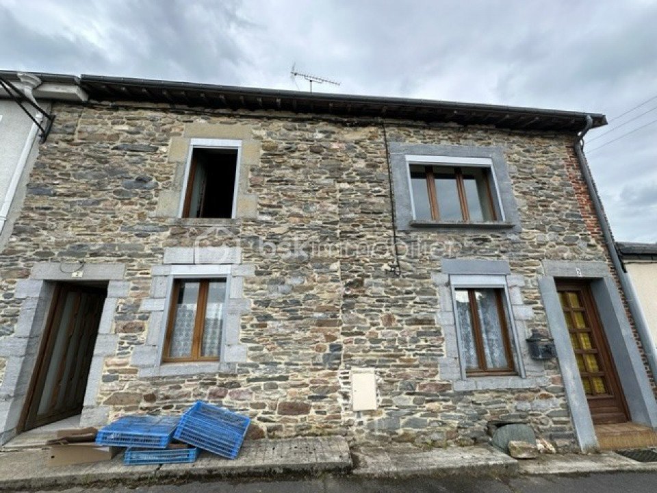 3 chambres Maison à Sécheval, France No. 87361