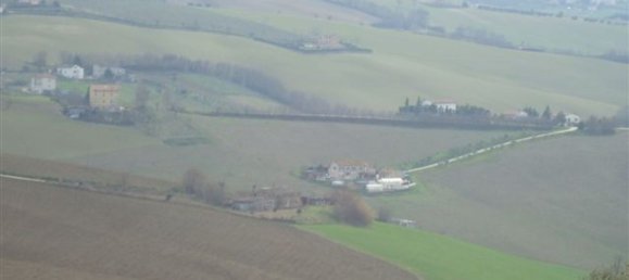 Дом с 9 комнатами в Монте Урано, Италия № 255016 2