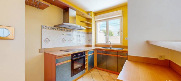 1 bedroom Apartment in Dammarie-les-Lys, France No. 331798 4