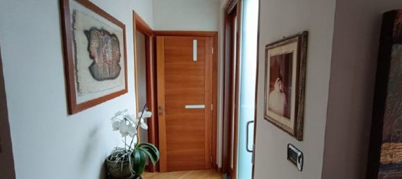 4 rooms House in Collegno, Italy No. 10604 5